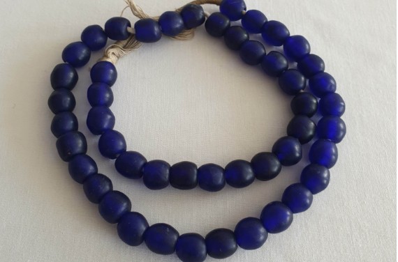 Perles anciennes bleu cobalt Clein
